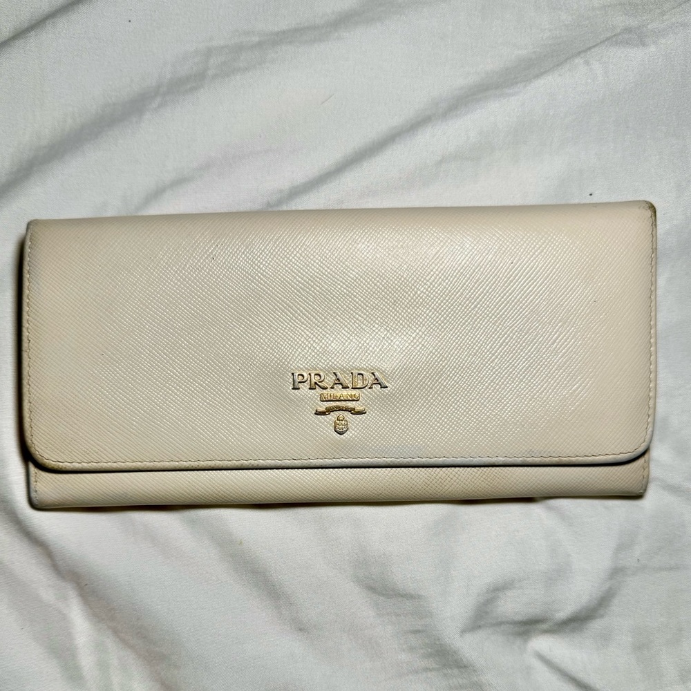 Prada Cream Grey Saffiano Lux Leather Flap Continental Wallet - Picture 1 of 10